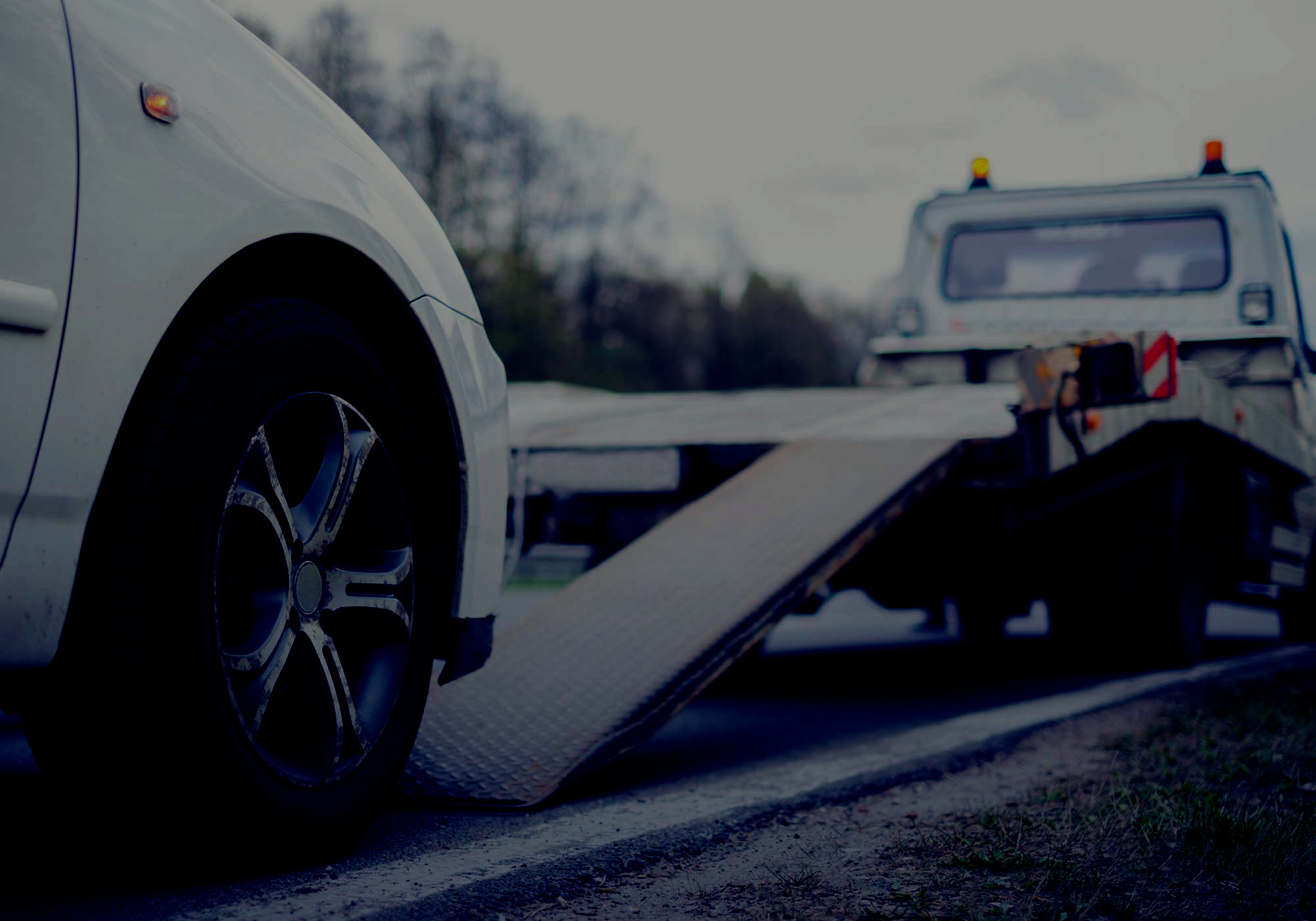 Save Yourself From Unnecessary Expenses of Hiring a Towing Service